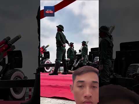 cac dong chi phao binh dang chuan bi cho le dieu binh duyet binh ki niem 50 nam thong nhat 30 4 2025