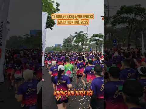 f09f92a212 000 van dong vien den hue chay giai vnexpress marathon hue 2025