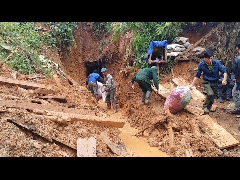 giua lam dong co mot ham dia dao chua nhung thu khong ai ngo