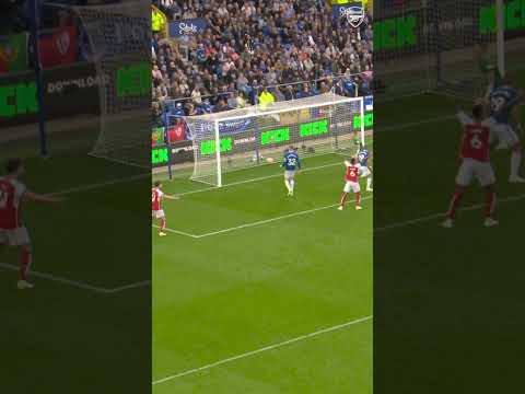 leandro trossard scores the winner against everton